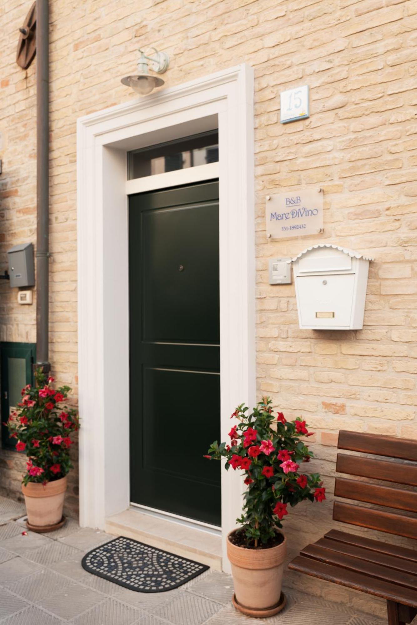 Bed and Breakfast Mare DiVino Porto Recanati Exterior foto